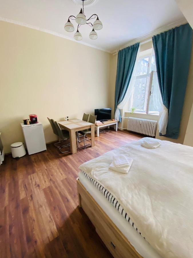 Apartman Diana Daire Karlovy Vary Dış mekan fotoğraf